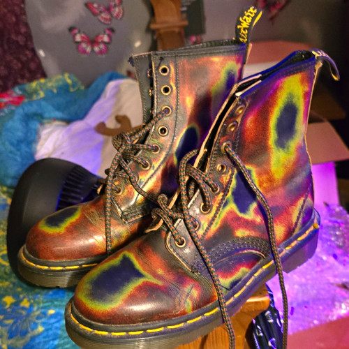 Vintage martens 1460 made - vintage,