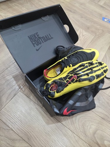 Nike total laser limited - nike, 90