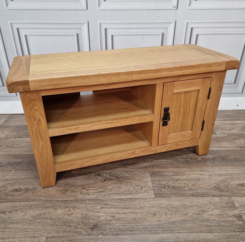 Rustic oak stand media - stand,