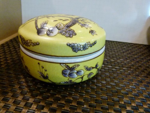 Chinese plumb design ceramic - chinese,