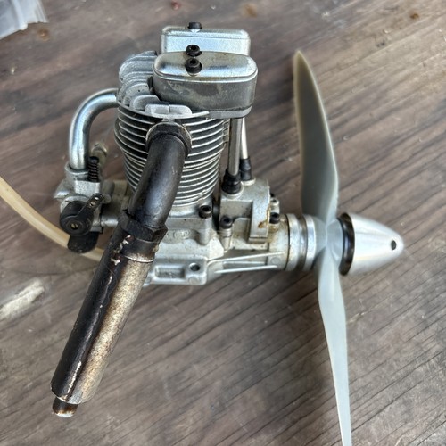 Saito four cycle rc - cycle,