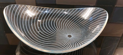 Vintage glass dish with - dish, swirl