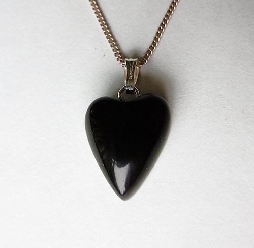 Small whitby jet love heart - small,