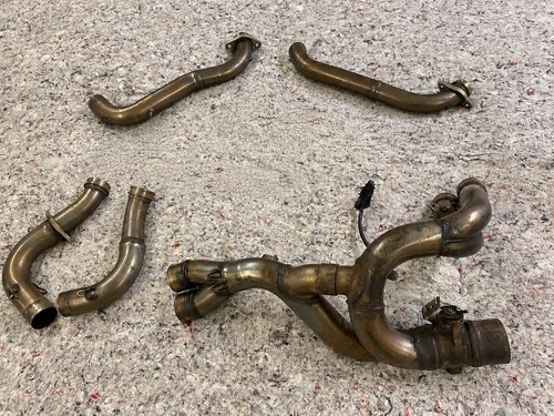 Aprilia rsv4 exhaust - aprilia,