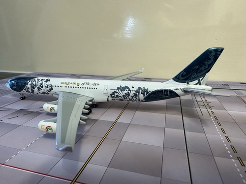 Gemini 400 gulf air - gulf, a340-300