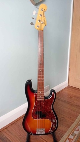 Squier precision bass - jv,