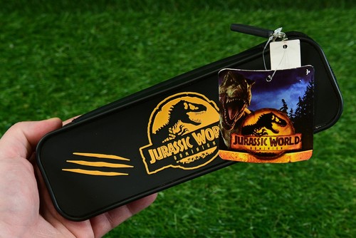 Jurassic world dominion pencil - world,