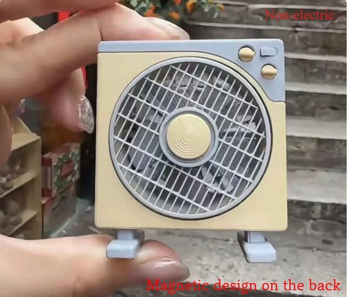 Doll house scale mini old - house,