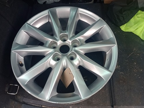 Mazda genuine alloy - 18",