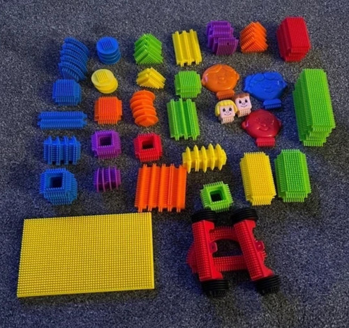 Pieces stickle bricks - pieces,