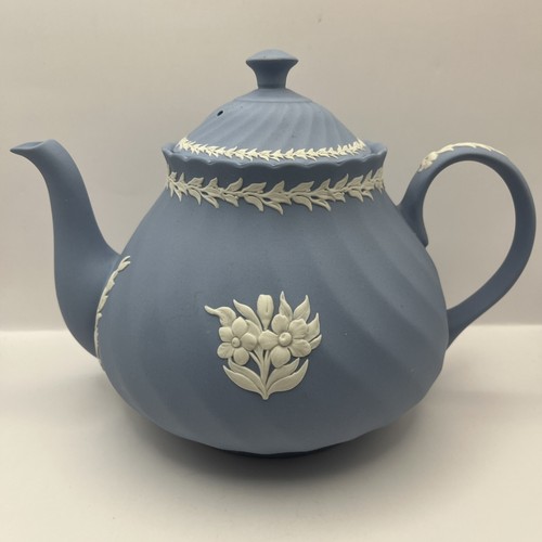 Wedgwood blue jasperware - wedgwood,