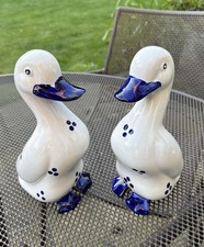 Vintage Pair Of Ceramic Ducks
