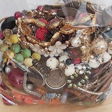 Joblot 2KG BROKEN Jewellery Bundle Upcycle Art Craft Repair Beads Harvest