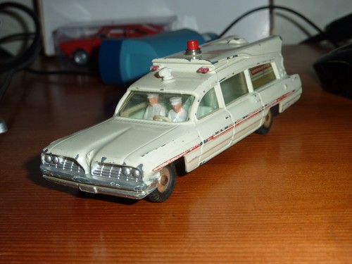 Vintage dinky toys superior - vintage,