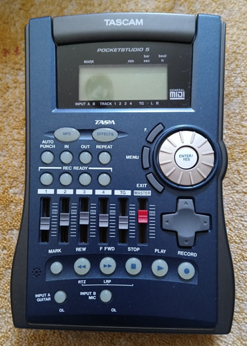 Tascam pocketstudio 4 track - pocketstudio, 4-track