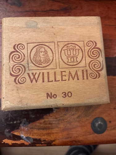Willem small wooden - small,
