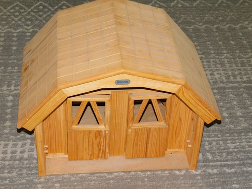 Breyer deluxe wooden barn with - breyer,