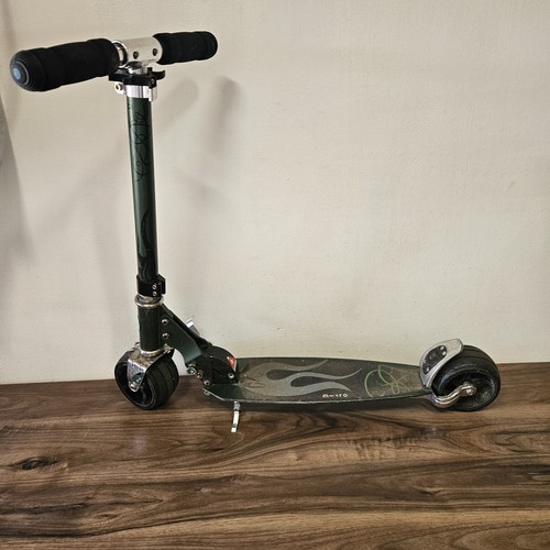Micro scooter rocket - rocket, green