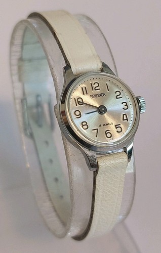 Beautiful vintage sekonda - beautiful,