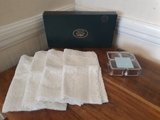 Laura Ashley Victorian Style Set of 4 White Nottingham Lace with Napkin Rings