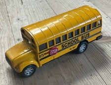 Vintage School Bus Model Pull-Back Diecast Car Collection Kids Toy Stop Sign 