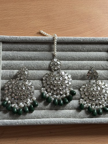 Green and silver pakistani - ,