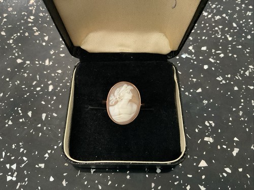 Victorian 9ct cameo - 9ct, ring.