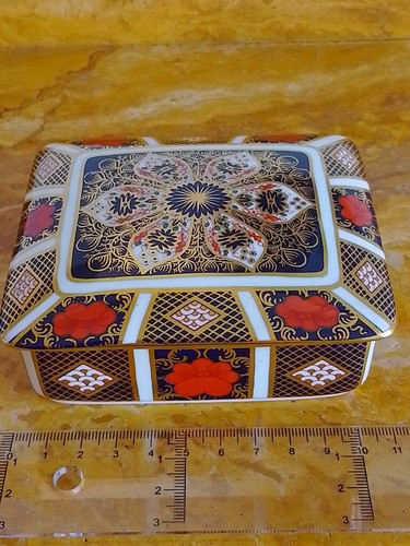 Royal crown derby imari - crown,