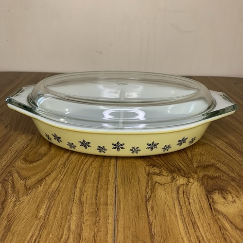 Vintage pyrex divided dish - divided,