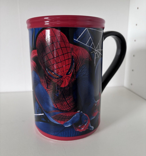 The amazing spider man - the, red