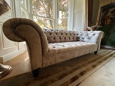Immaculate George Smith Chesterfield 2.5 seater sofa silver velvet rrp£13600 1/2