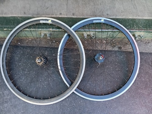 Mango 700 bike - 700, x