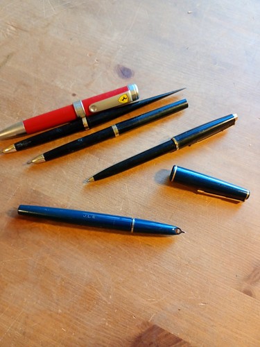 Job lot ballpoint - lot,