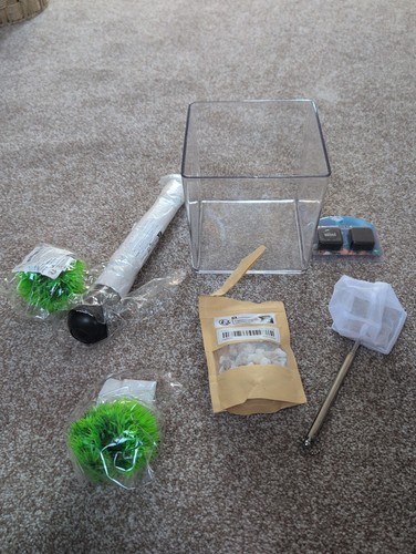 Mini fish tank and - and, accessories