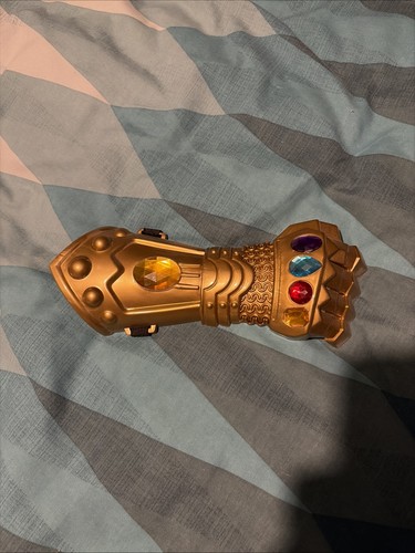 Thanos infinity gauntlet - thanos,