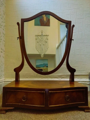 Edwardian swivel shield - edwardian, shield-shaped