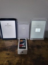 Ipad & Iphone Bundle Job Lot X3 Ipad X1 Iphones Se  Locked Gc  A1455 A1475. 23