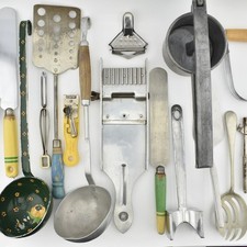 20x VTG Kitchen Utensils Bundle Stainless Aluminium Ladle Palette Ricer Prop