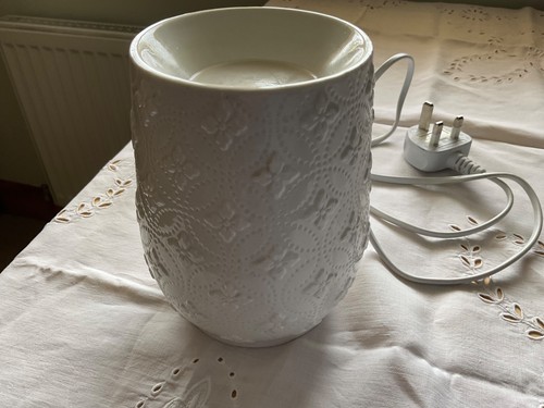 Cream ceramic electric - electric, candle