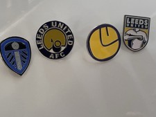 4 Leeds United Pin Badges 