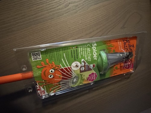 The buzz spider catcher - catcher,