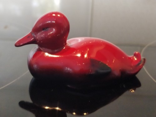 Royal doulton resting flambe - royal,