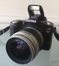 Pentax ist D L2 Digital SLR