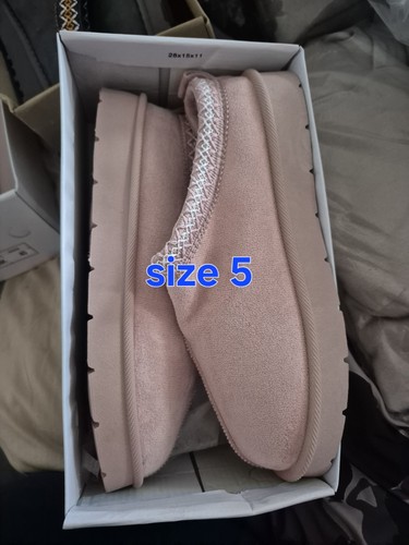 Ladies pink ugg - ugg, size