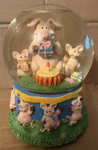 Piggin happy birthday musical - birthday,