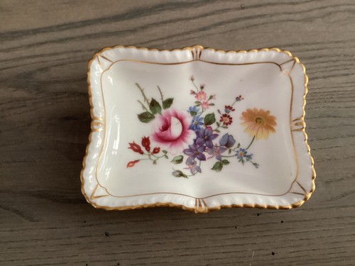 Royal crown derby nut dish - derby,
