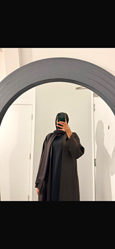 Women long open abaya - open, with