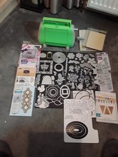 cuttlebug die cutting machine with dies