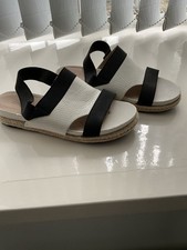 Ladies White Leather Sandals