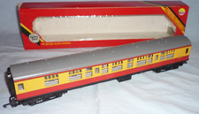 HORNBY OO GAUGE BR Mk. 1